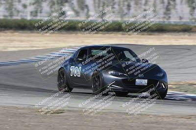 media/Sep-15-2024-Speed Ventures (Sun) [[7a54f7ed2f]]/Yellow Group/Session 1 (Outside Grapevine)/